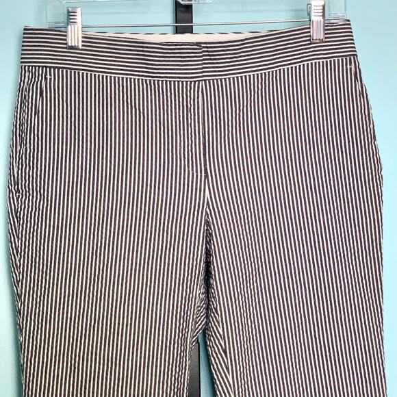 Ann Taylor Seersucker Devin Fit Ankle Pant Size 2 - Picture 3 of 7